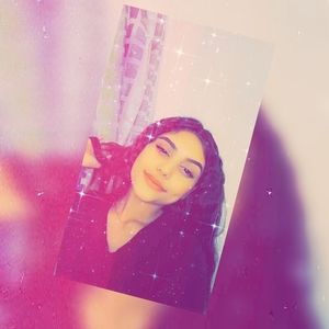 Meet your Posher, Leslie